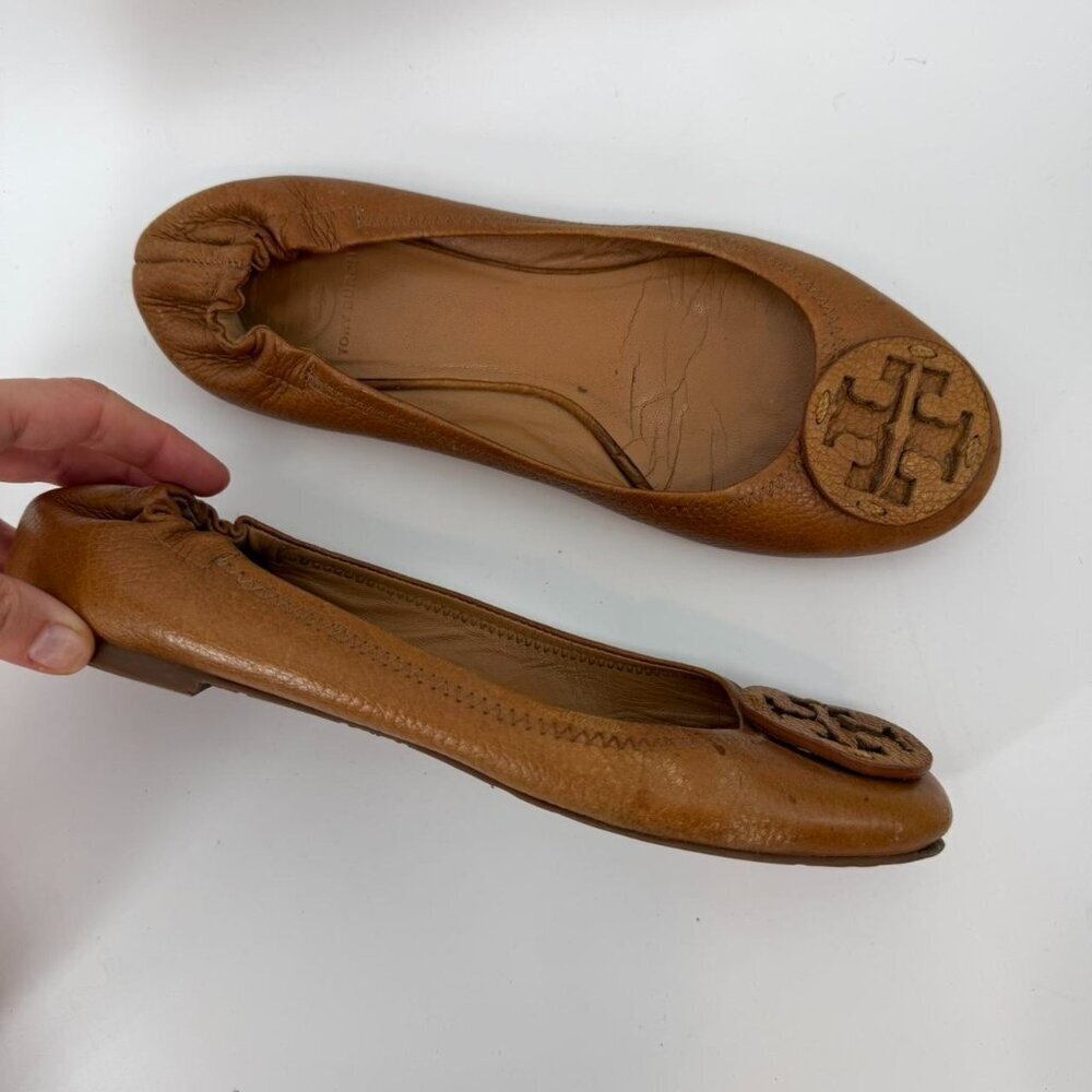 Tory Burch Women's Casual Shoes Reva Flat Tan Logo Leather Size 10 - Picture 2 of 3
